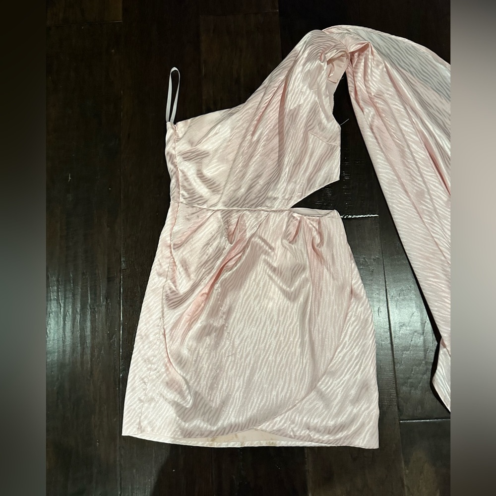 worn once- light pink, side cut out, one shoulder